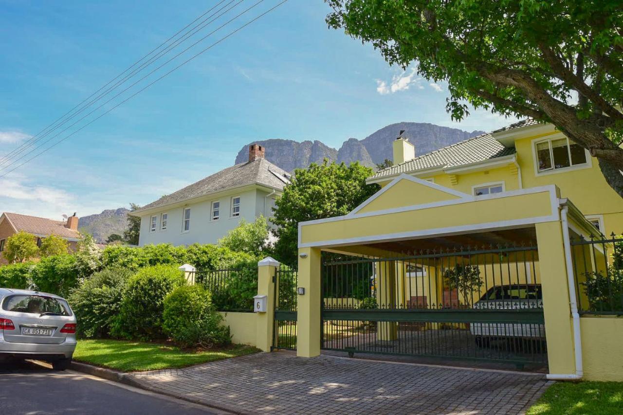 On Pinewood Guest House Le Cap Extérieur photo
