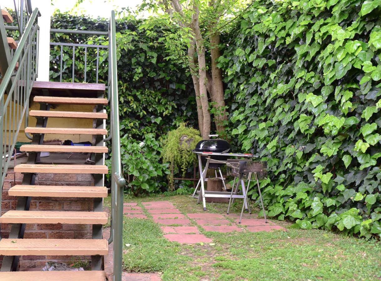 On Pinewood Guest House Le Cap Extérieur photo