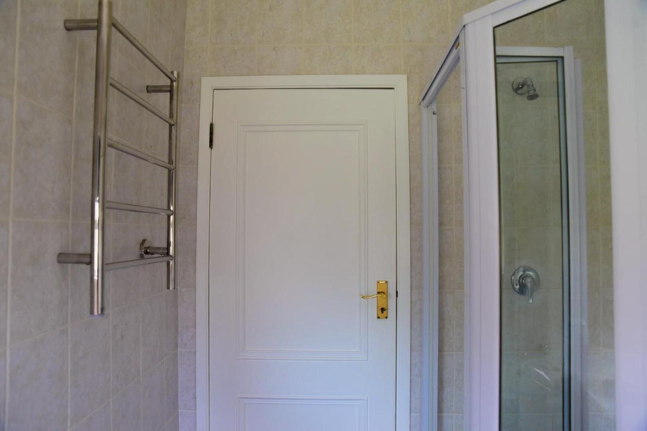 On Pinewood Guest House Le Cap Extérieur photo