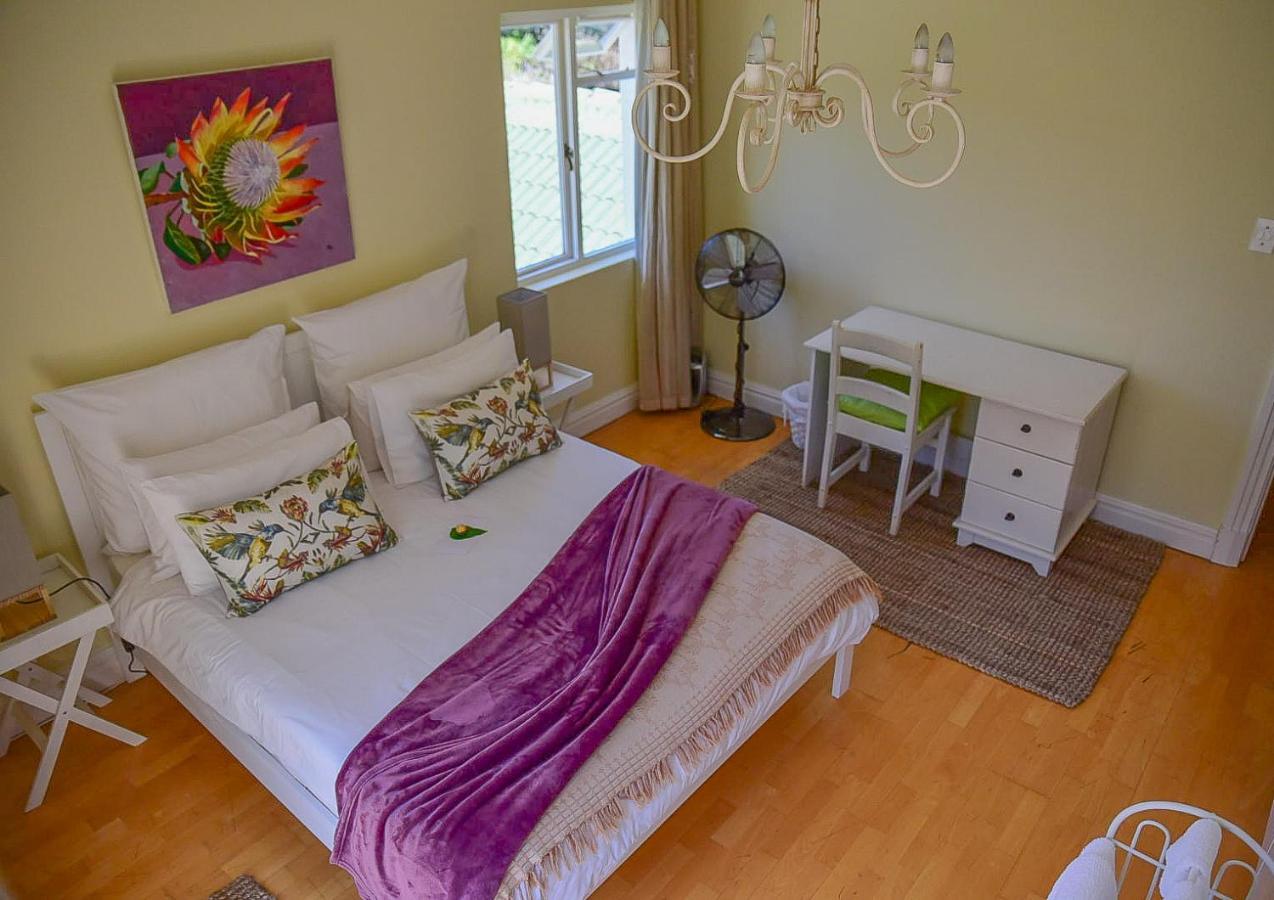 On Pinewood Guest House Le Cap Extérieur photo