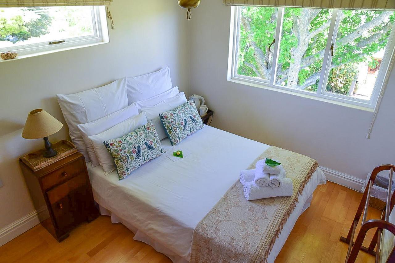 On Pinewood Guest House Le Cap Extérieur photo