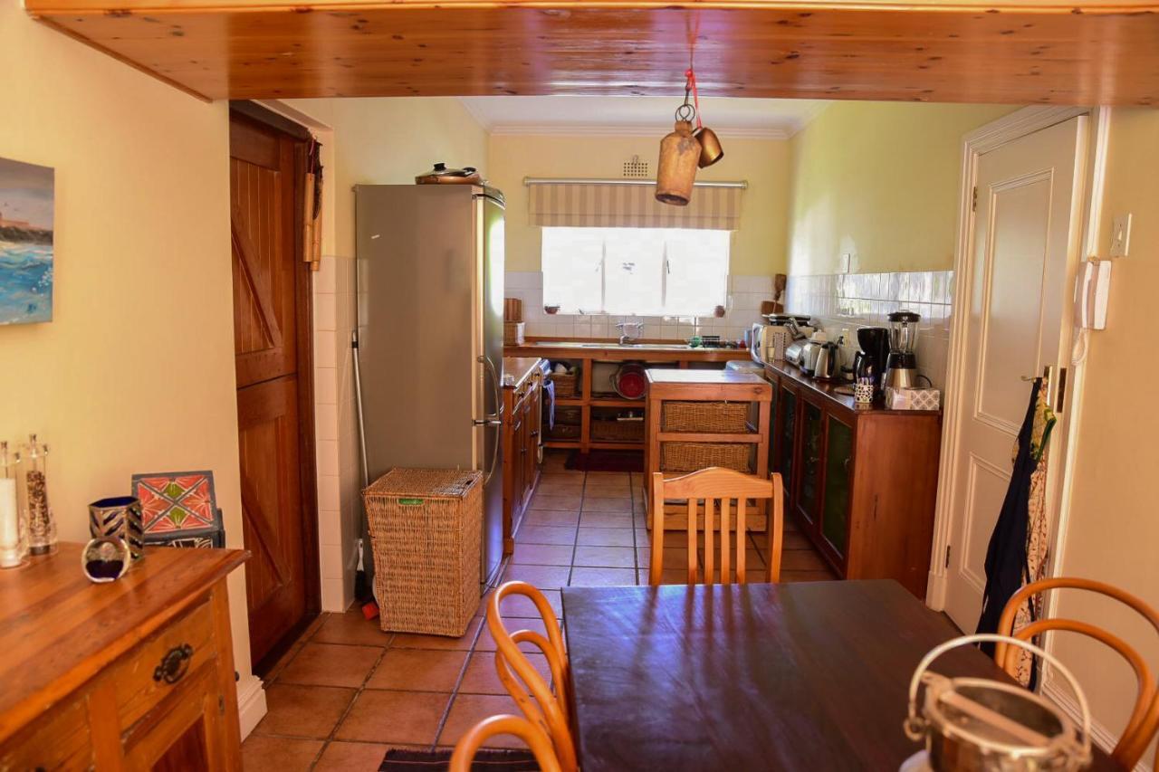 On Pinewood Guest House Le Cap Extérieur photo