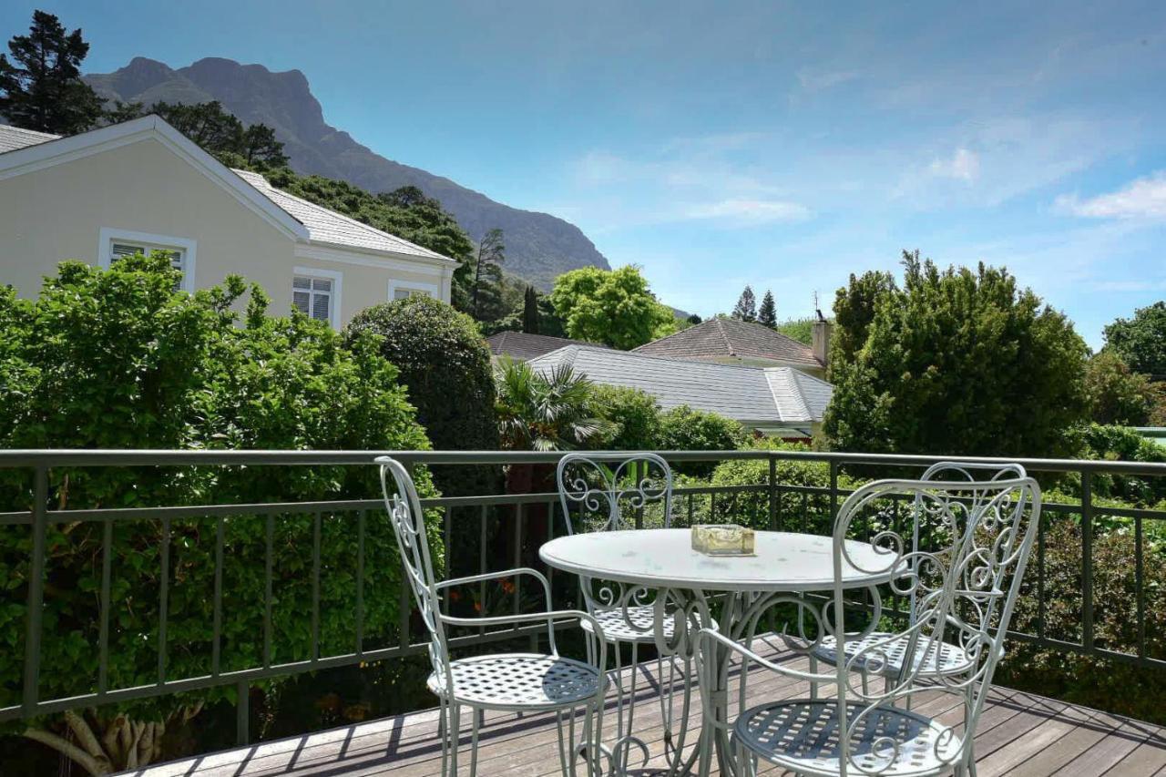 On Pinewood Guest House Le Cap Extérieur photo