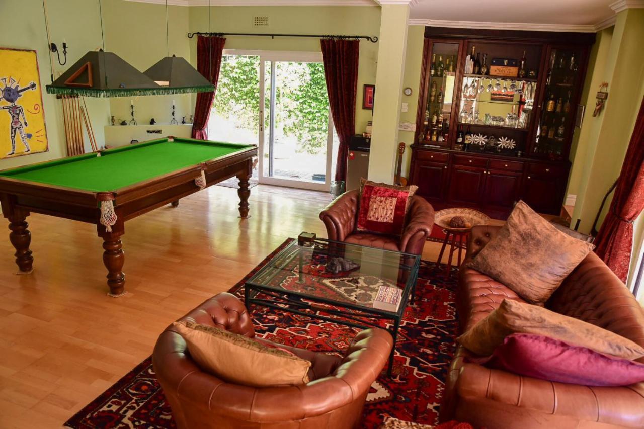 On Pinewood Guest House Le Cap Extérieur photo